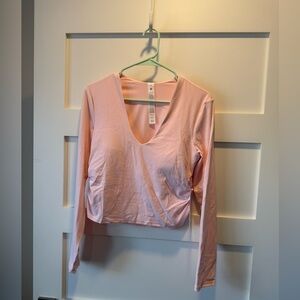 Lululemon Athletica blush quartz all it takes v-neck